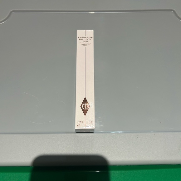 Charlotte Tilbury Other - Charlotte Tilbury Goldgasm Highlight Stick